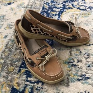Women’s leopard Sperry top-siders